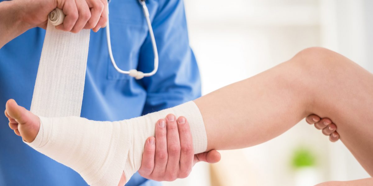 When to Go to an Urgent Care vs. ER for Orthopedic Injuries