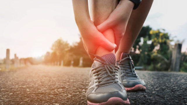 How do You Know if You Sprained Your Ankle: Signs and Symptoms