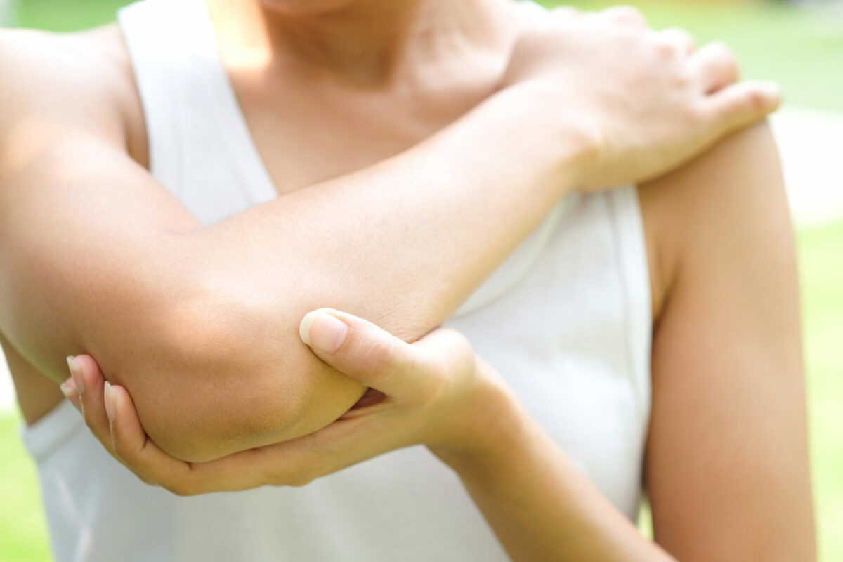 Pain In Elbow When Straightening Arm EmergeOrtho Blue Ridge Region   Shutterstock 1066761980 Scaled 1200x800 