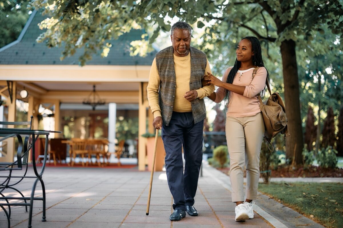 Seniors: Maximize Your Knee Replacement Recovery With These Strategies